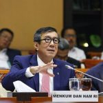 menkumham-rapat-dengan-komis-iii-dpr-antarafoto_ratio-16×9 (1)