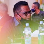 Ketua DPD Golkar Kabupaten Fakfak – Papua Barat yang keseharianya sebagai Bupati Fakfak, DR MOhammad Uswanas, M.Si dalam satu kesempatan belum lama ini, foto ; rustam rettob/mataradarindonesia.com