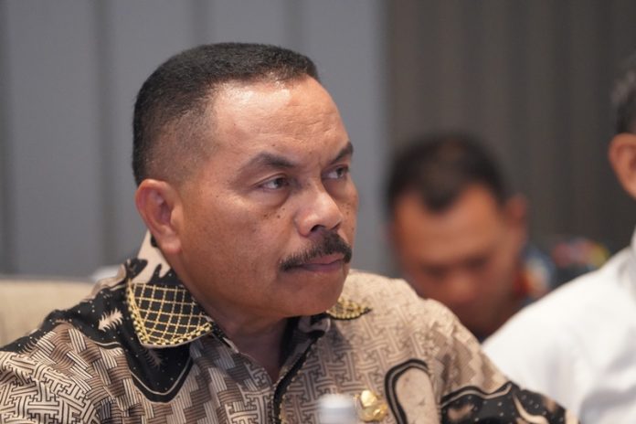 Sekretaris Daerah Kabupaten Fakfak. Arief H Rumagesan, foto ; rustam rettob/mataradaridonesia.com